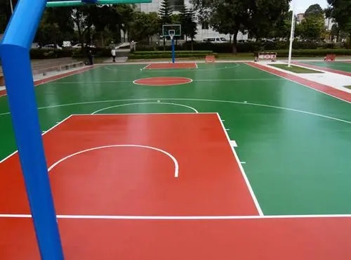 陇南球场地面翻新,裂缝修重要性